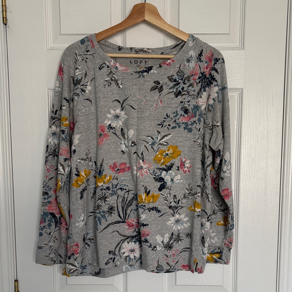LOFT lightweight floral sweatshirt